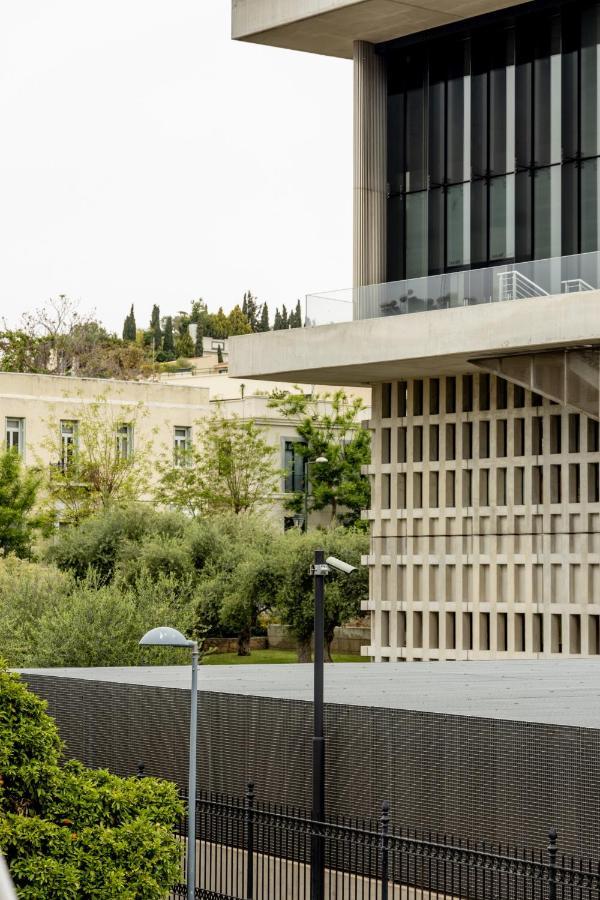 Spacious High-Ceiling 2-Bedroom By Acropolis Museum Афины Экстерьер фото